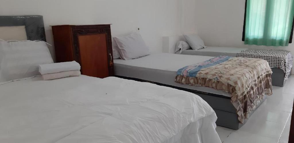 פראיה Adelya Homestay מראה חיצוני תמונה